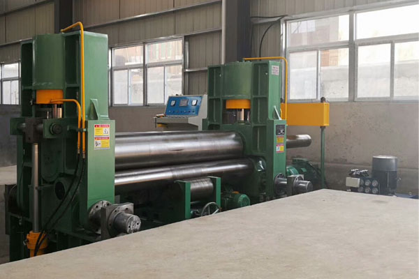 W11SNC-50x2500萬(wàn)能式 三輥卷板機